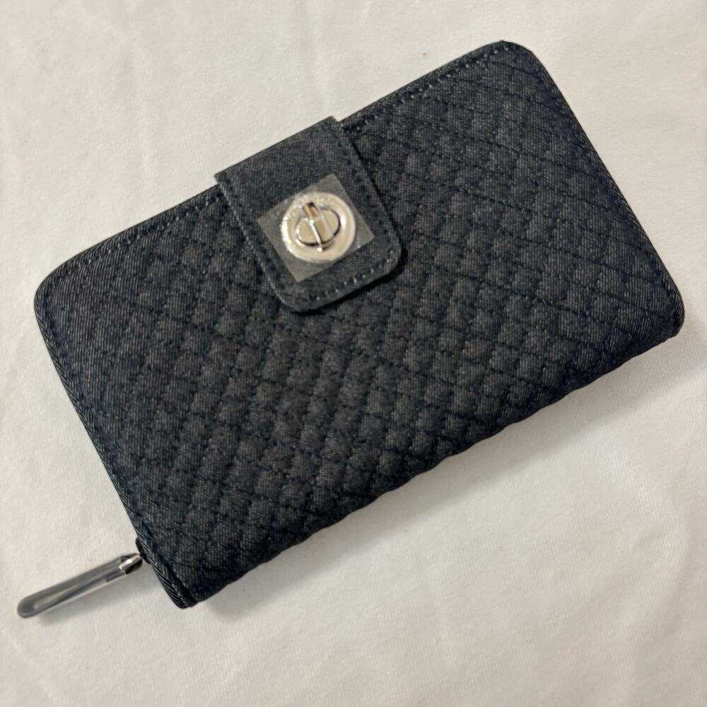Vera Bradley RFID Turnlock Zip Organizer Wallet - Quilted Denim Navy - NWT
